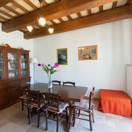 Rocca Del Nera Agroturismo Preci