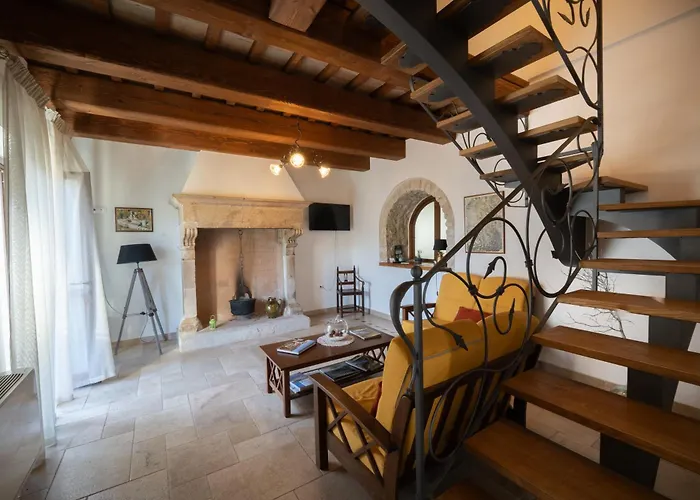 Alloggio per agriturismo Rocca Del Nera *