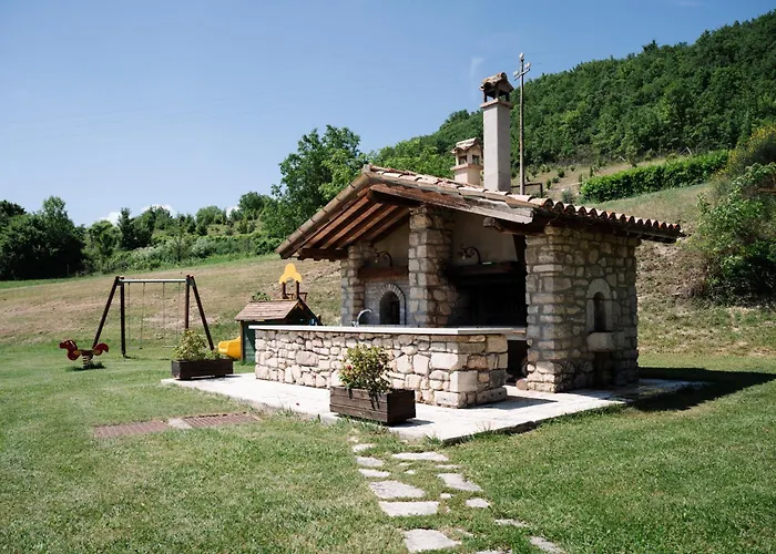 Farma Rocca Del Nera