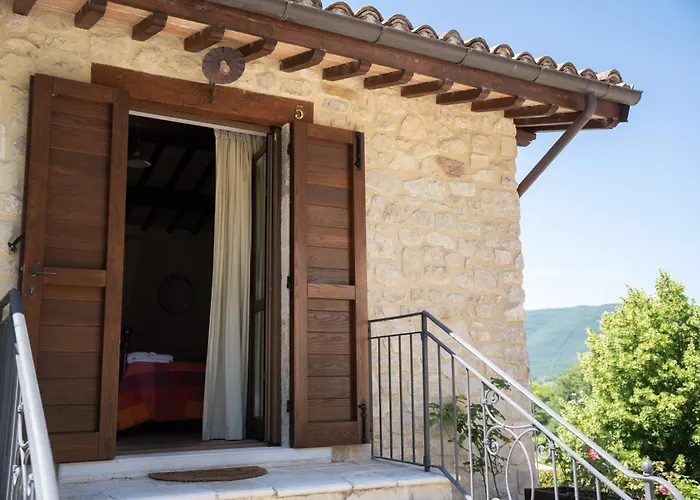 Farma Rocca Del Nera Preci