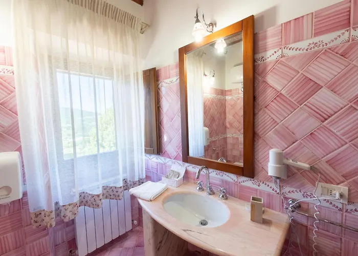 Rocca Del Nera Farma